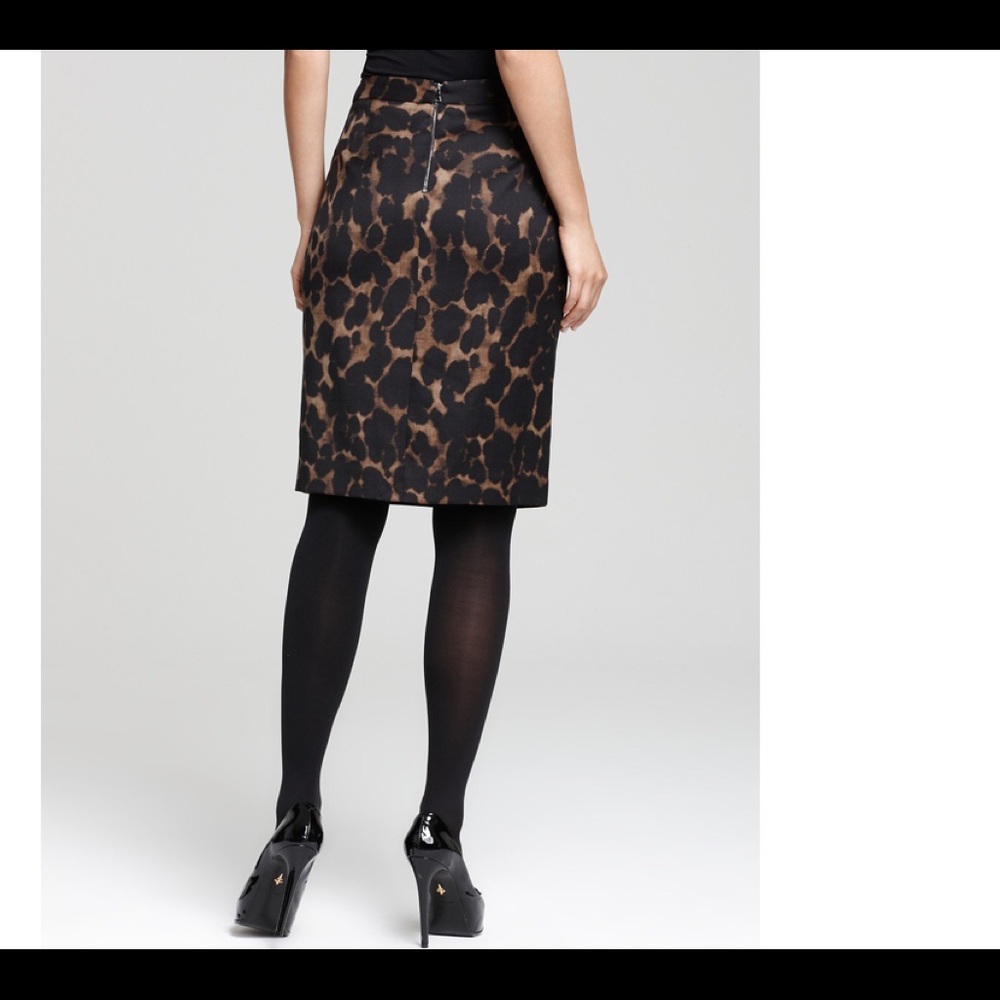 Elie Tahari Pencil Skirt